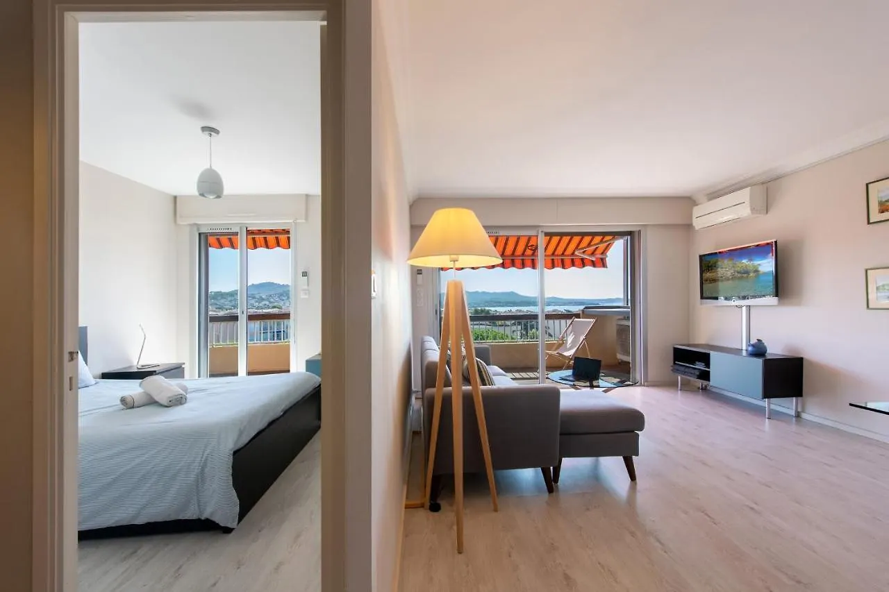 Le Cadet - Vue Panoramique Ville Et Baie De Sanary Sur Mer, Parking & Terrasse - 2 A 4 Pers Francie