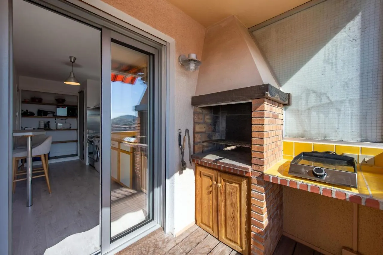 Le Cadet - Vue Panoramique Ville Et Baie De Sanary Sur Mer, Parking & Terrasse - 2 A 4 Pers 0*, Sanary-sur-Mer Francie